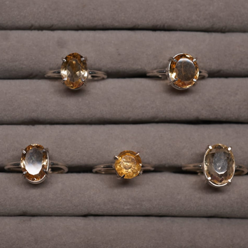 ✨ Citrine Ring – Wealth, Confidence & Positivity