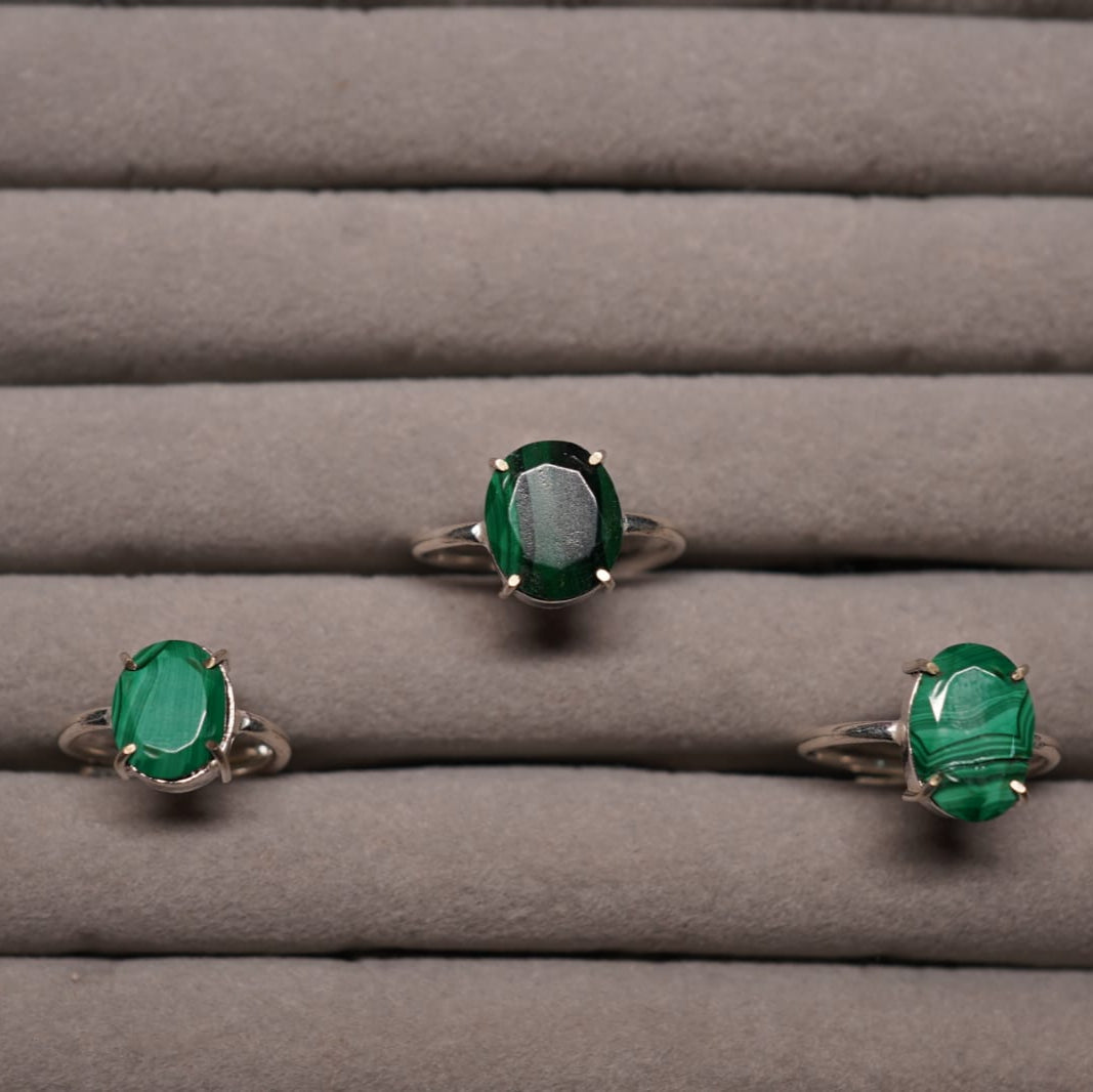 💚 Malachite Ring – Transformation, Protection & Healing