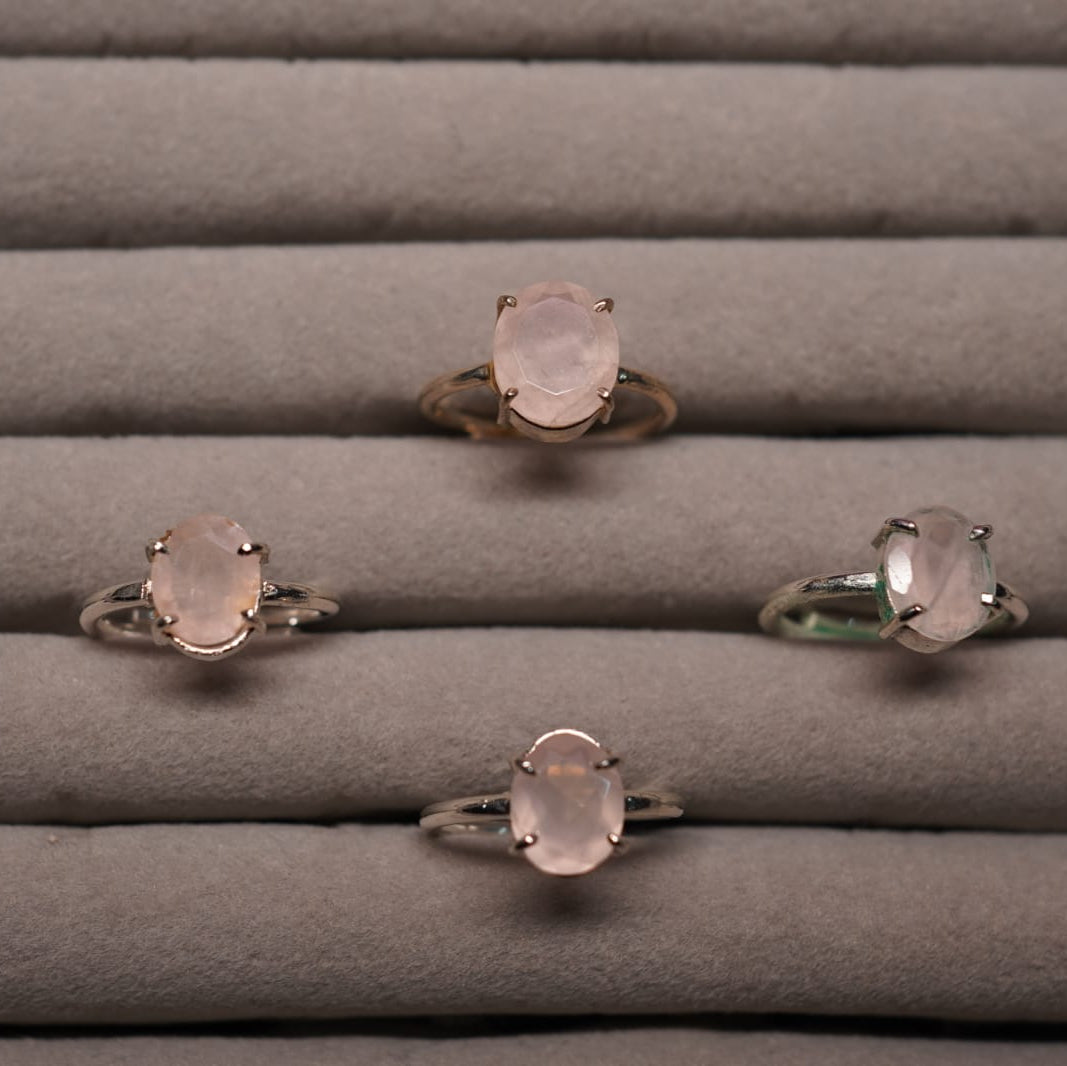 🌸 Rose Quartz Ring – Love, Harmony & Emotional Healing