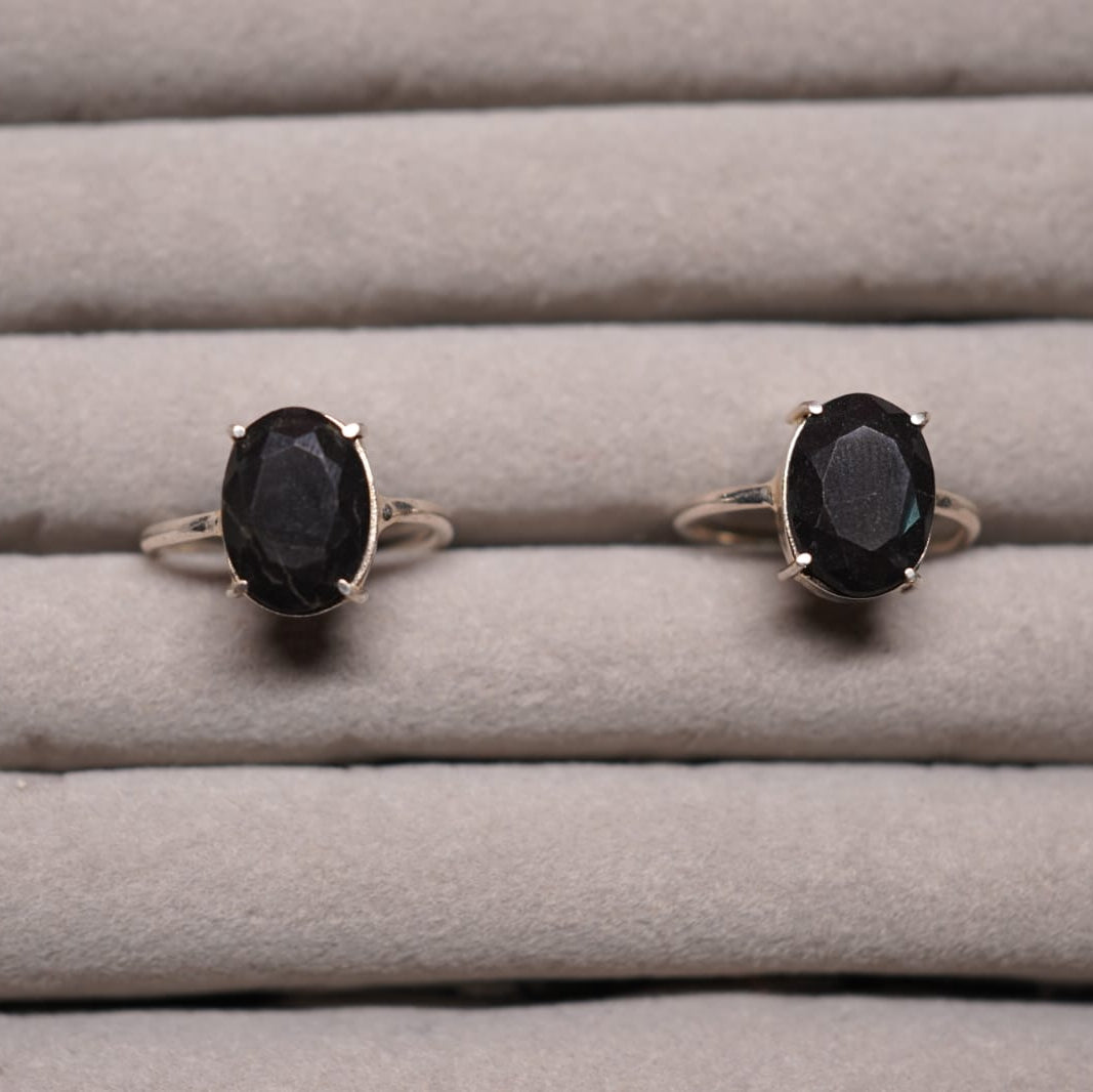 🖤 Black Tourmaline Ring – Protection, Grounding & Energy Shield