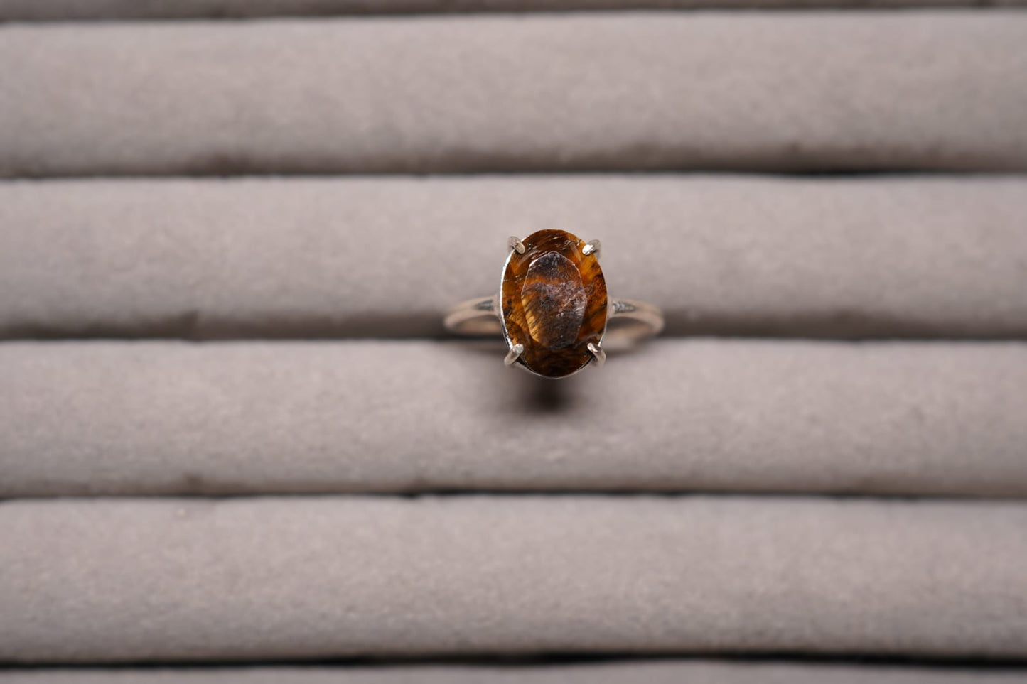 🐯 Tiger’s Eye Ring – Courage, Confidence & Prosperity