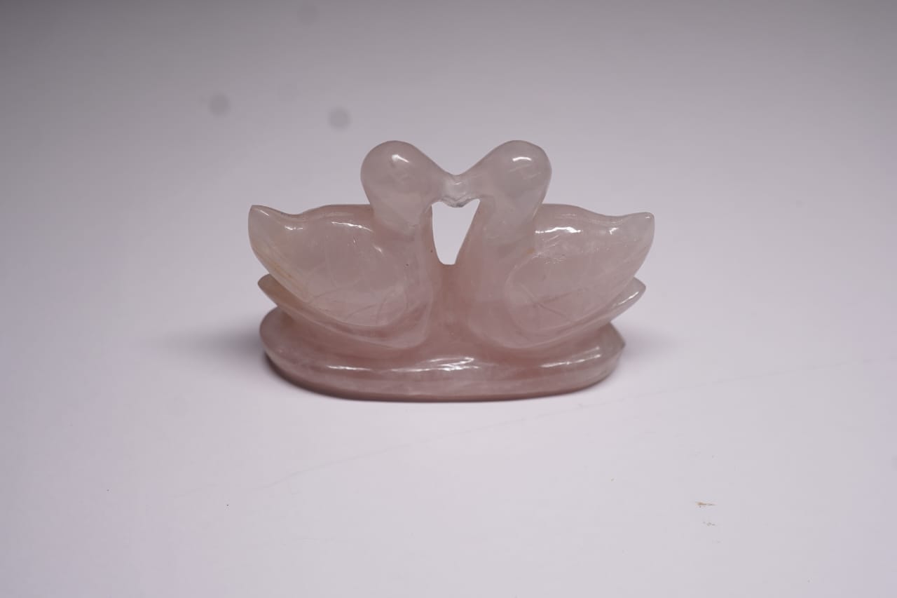 🦆💖 Rose Quartz Duck Pair – Symbol of Love, Harmony & Togetherness