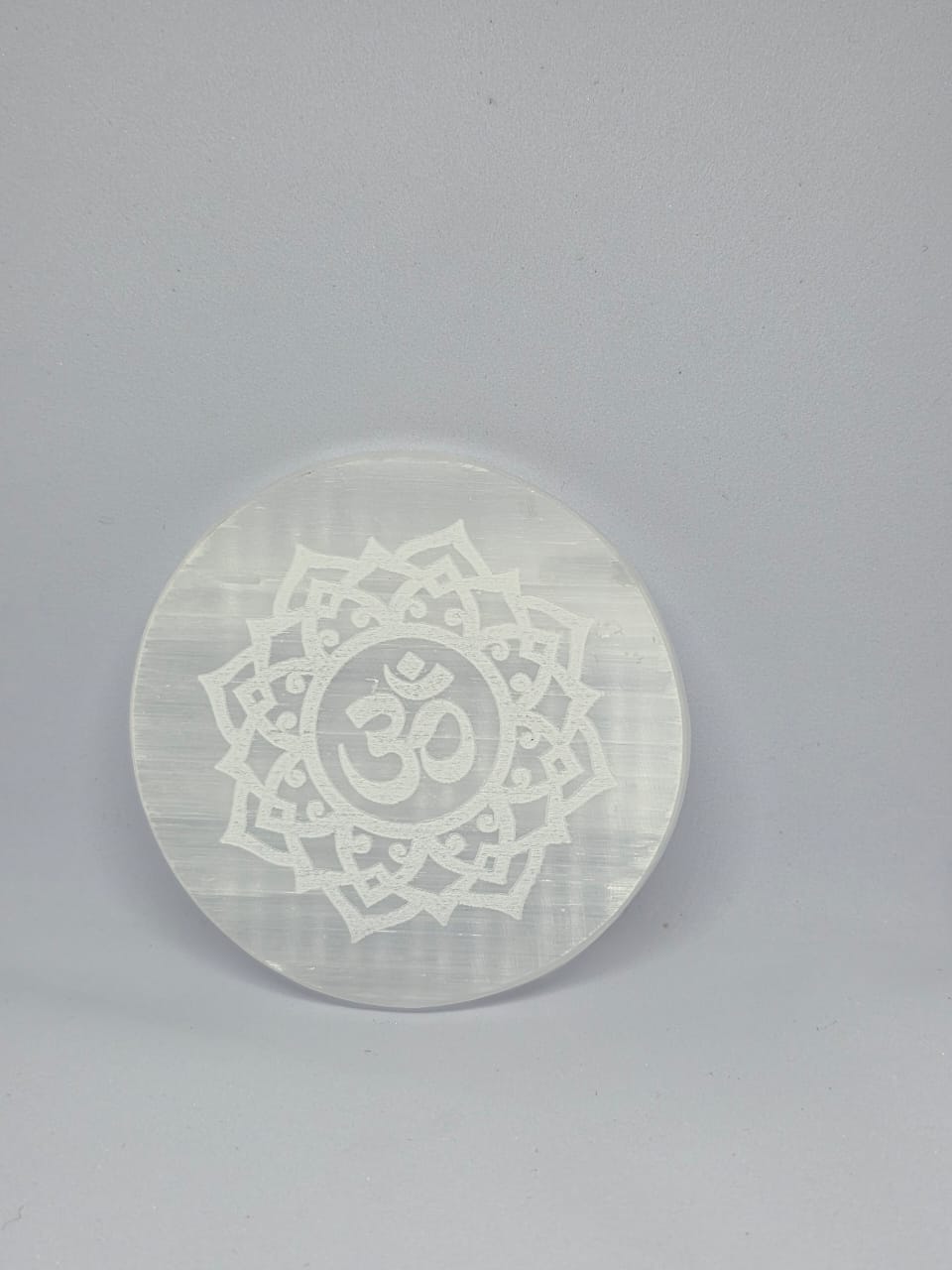 🌙✨ Selenite Plate – Energy Cleanser & Self-Charger