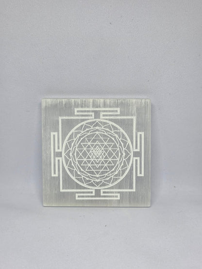 🌙✨ Selenite Plate – Energy Cleanser & Self-Charger